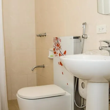 Prime Avant Bgc Location Apartments By Ph Staycation Manila Exterior photo