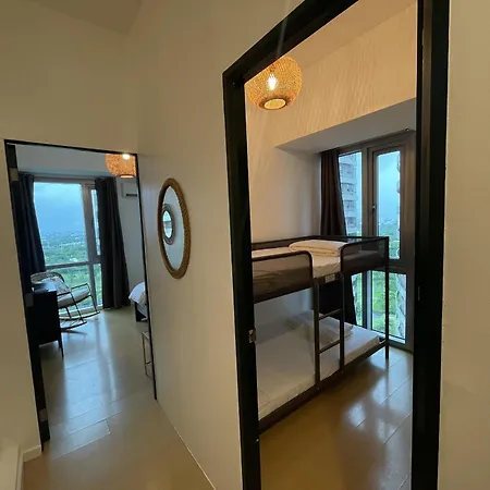 Prime Avant Bgc Location Apartments By Ph Staycation Manila Exterior photo