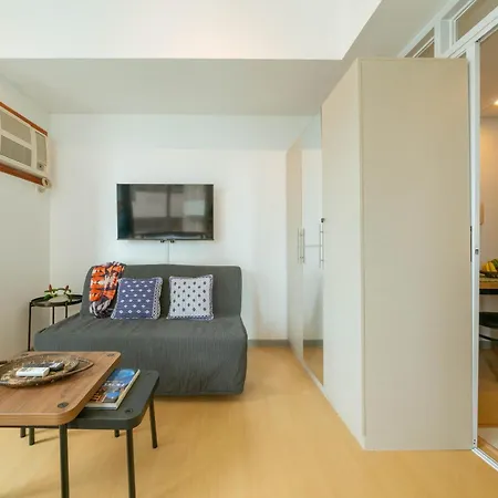 Prime Avant Bgc Location Apartments By Ph Staycation Manila Exterior photo